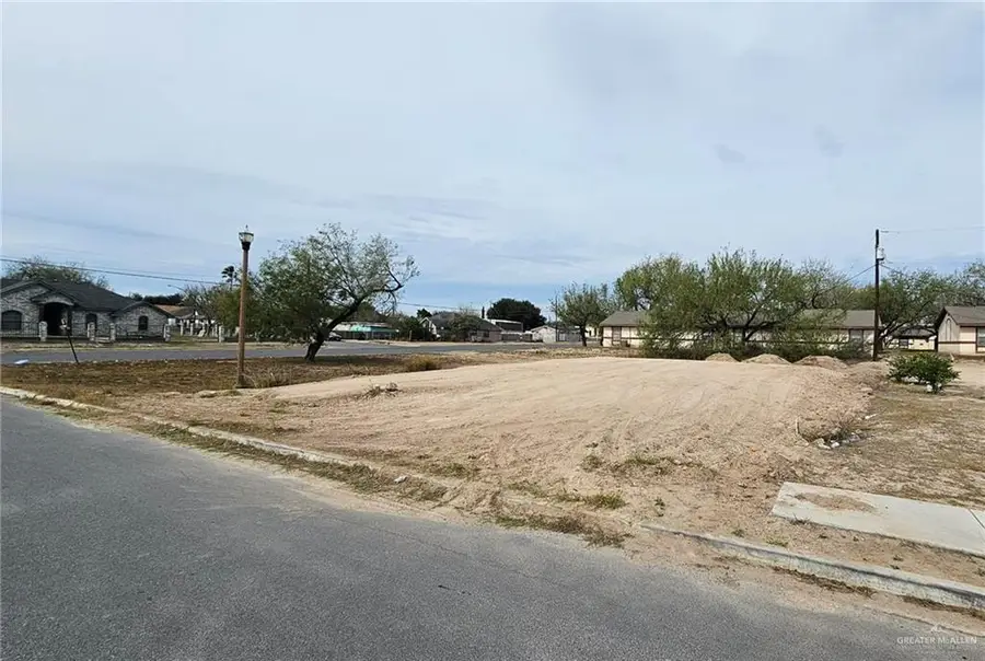 105 N Palm Drive, La Joya, TX 78560 - Image #3