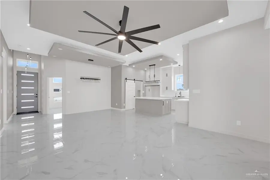 5709 N Gira Del Sol Street, Edinburg, TX 78542 - Image #3