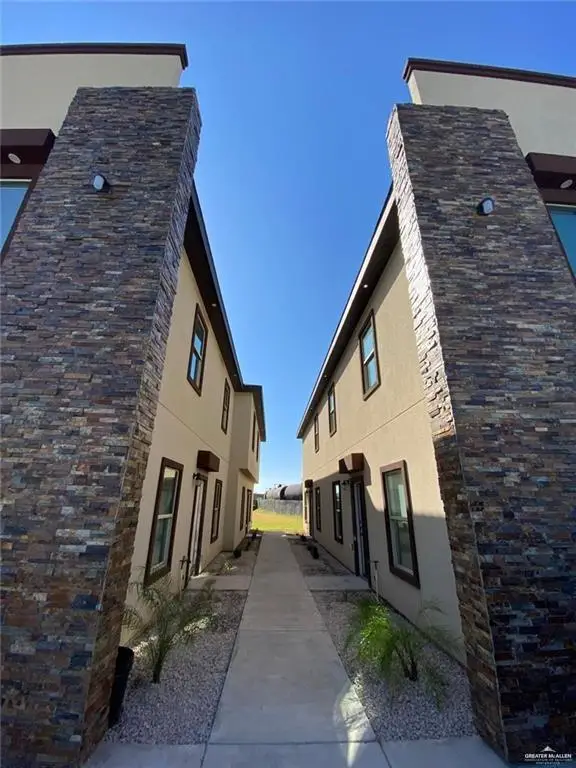 1203 White Oak Drive, Edinburg, TX 78541 - Image #2