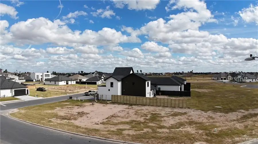 2700 E Versace Drive, Edinburg, TX 78542 - Image #3