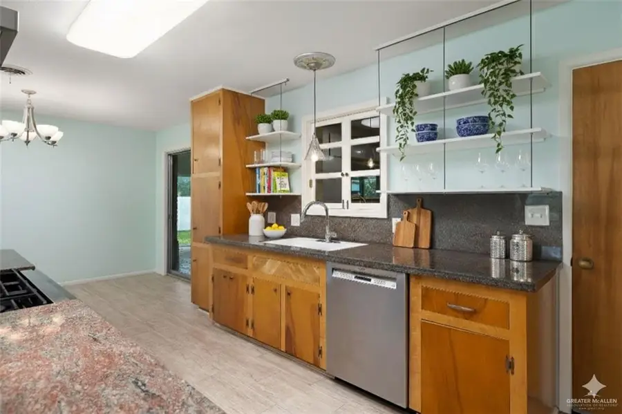 1001 W 7th Street, Weslaco, TX 78596 - #3