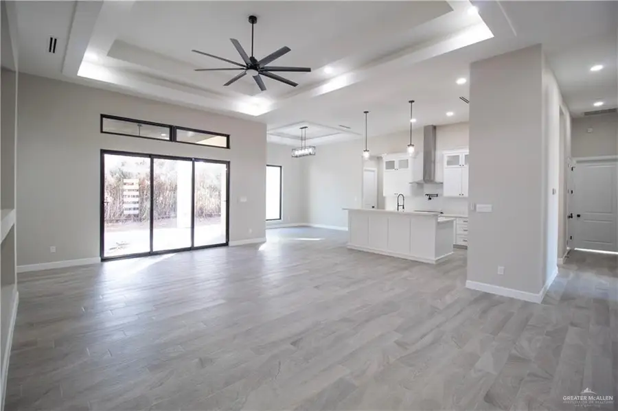 2322 E 25th Street, Mission, TX 78574 - #3