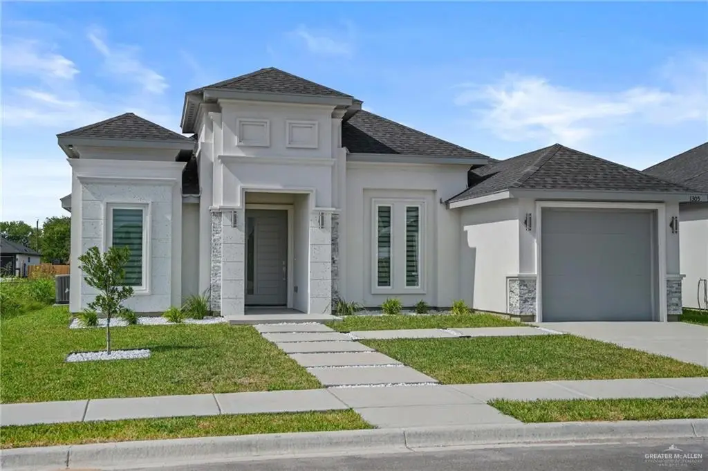 1305 E Evergreen Avenue, San Juan, TX 78589 - #1