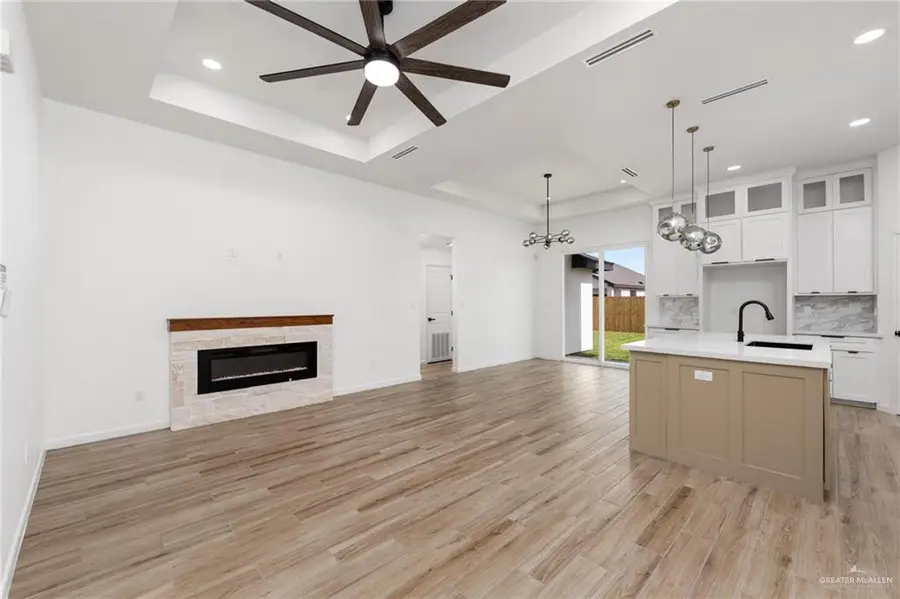 2112 Zinnia Street, Weslaco, TX 78596 - #2