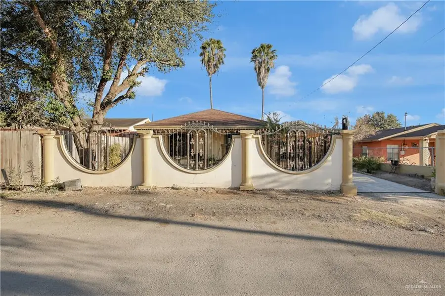 309 Domingo Navarez Street, Rio Grande City, TX 78582 - #2