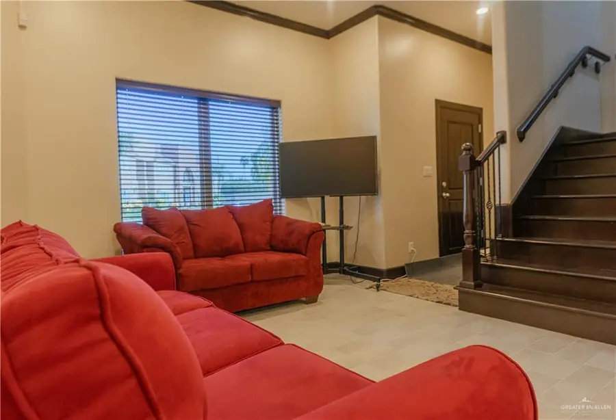 217 Robin Avenue, McAllen, TX 78504 - #2