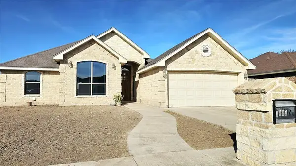 1004 W F Street, Mission, TX 78572