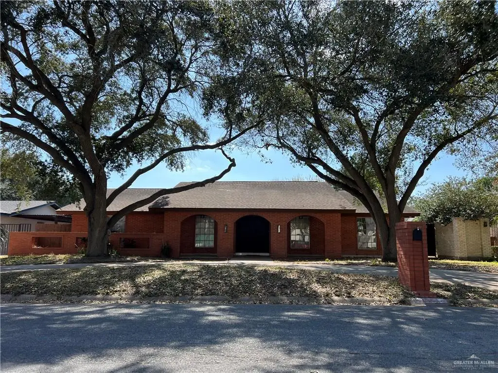 112 E Houston Street, McAllen, TX 78501 - #1