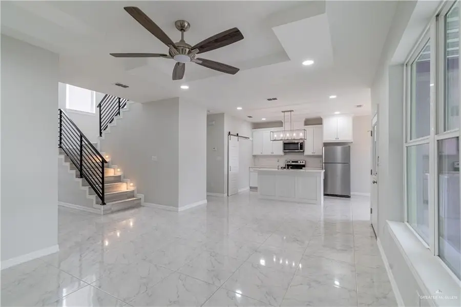 5404 N Crown Point, Pharr, TX 78577 - #2