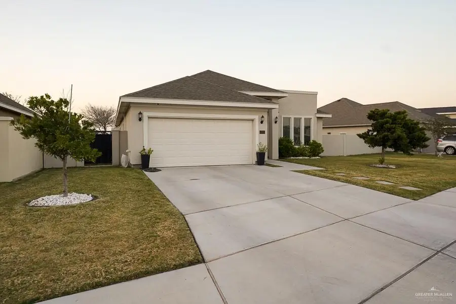 1909 Macquarie Drive, Edinburg, TX 78542 - Image #2