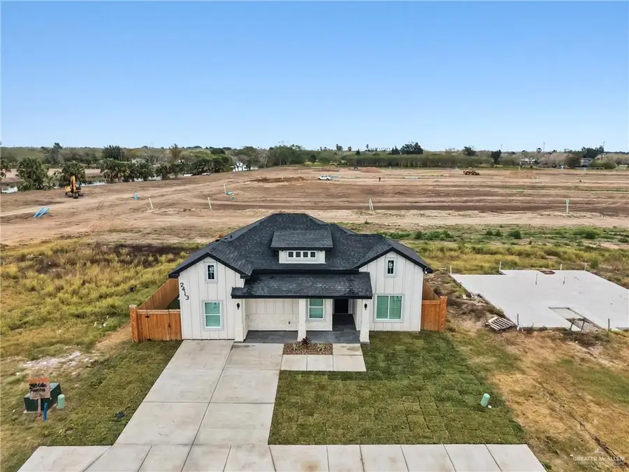 2413 Calle Moreno, Brownsville, TX 78521 - #2