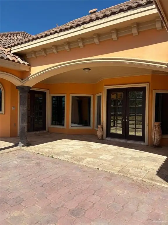 286 E Navajo Drive, Rio Grande City, TX 78582 - #2