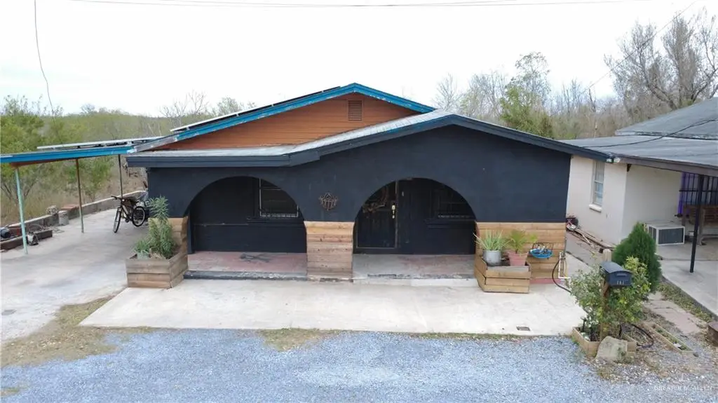 104 E Water Street, Rio Grande City, TX 78582 - #1