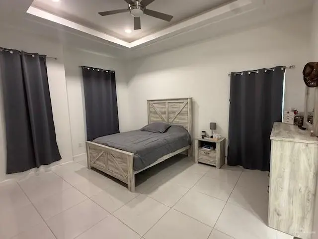 1404 E Danielle Avenue E, Pharr, TX 78577 - #2