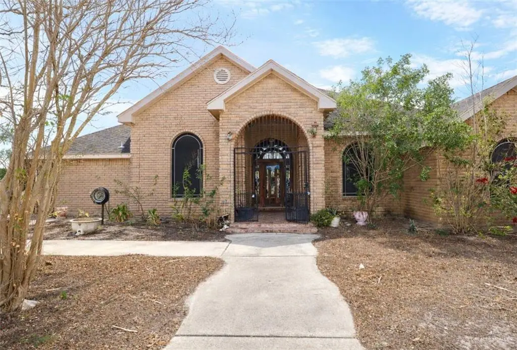 207 N Alvarado Street, Alton, TX 78573 - #1