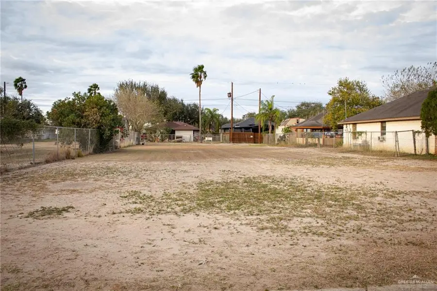 2018 Puerto Rico Avenue, Weslaco, TX 78596 - #2