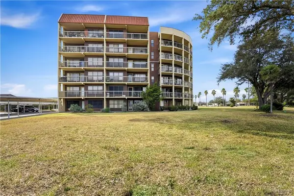 2900 Ashley Drive #405, Pharr, TX 78577