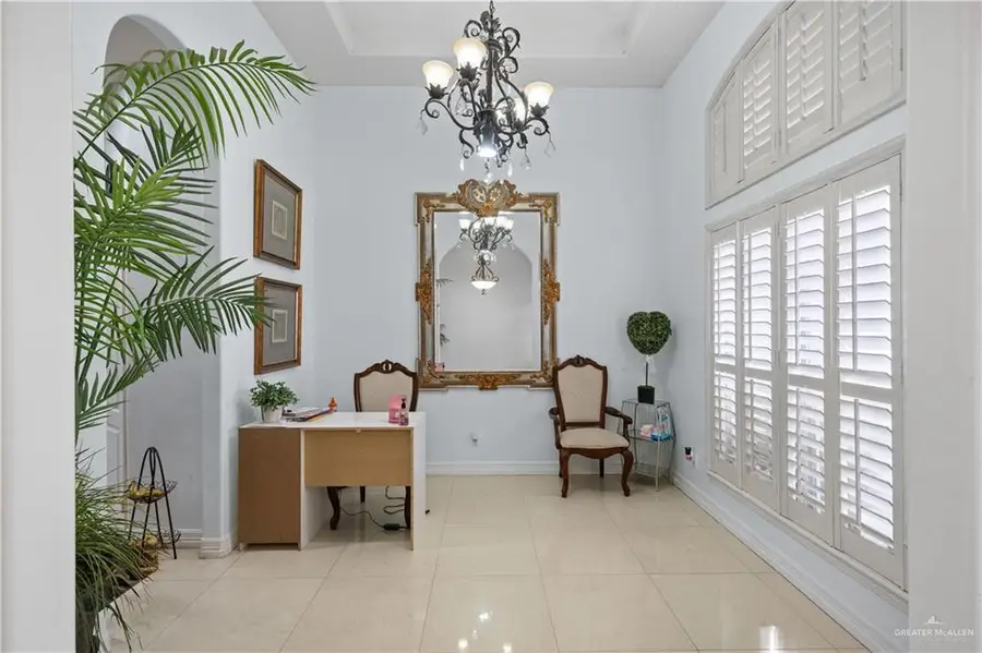 1406 E 29th Street, Mission, TX 78574 - #3