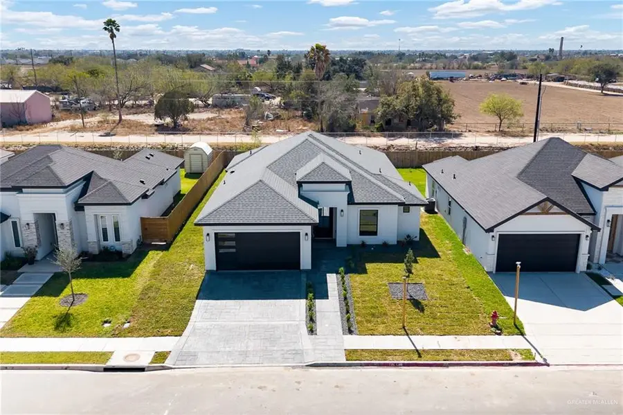 901 Azalea Street, Mission, TX 78572 - Image #2