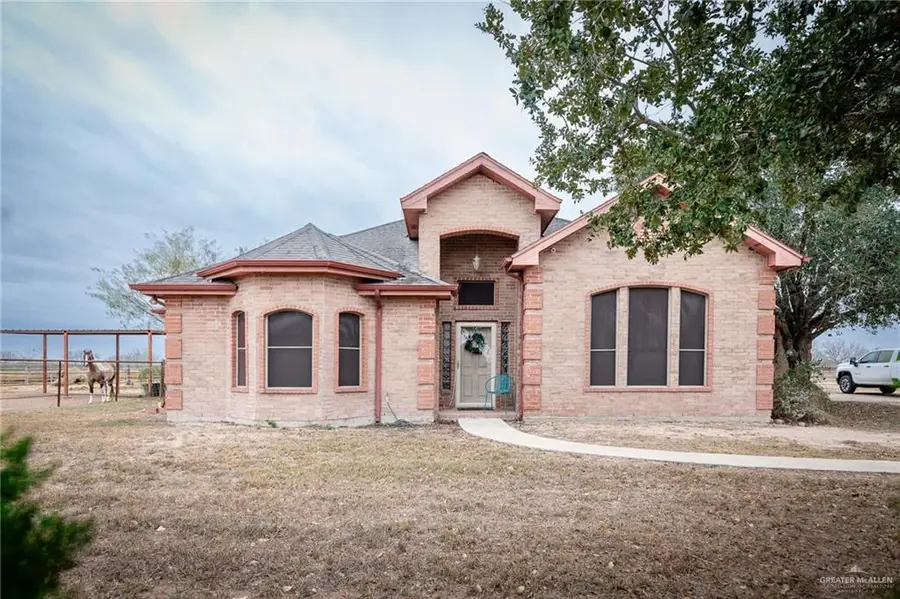 19305 Buck Fawn Drive, Edinburg, TX 78542 - Image #2