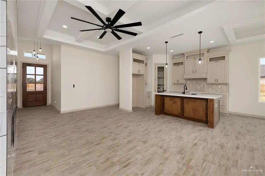 10121 Espada Drive, Edinburg, TX 78541 - #3