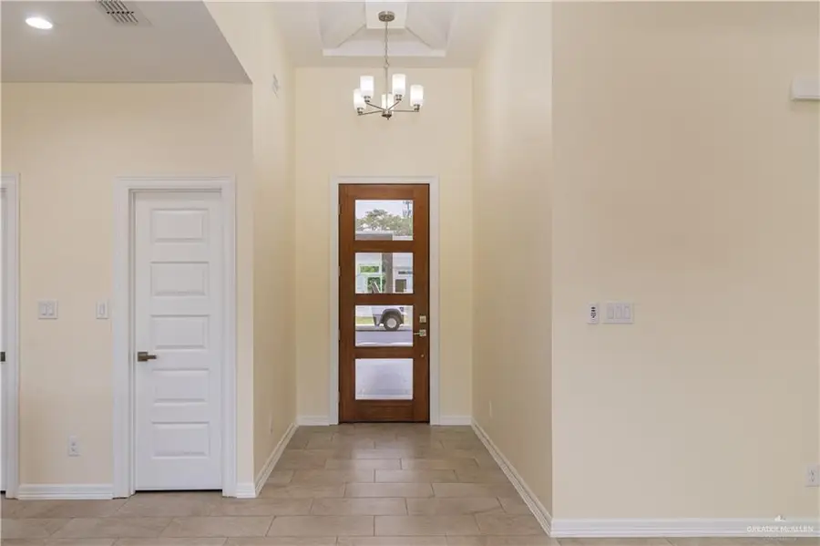 613 Tower Oak Drive, Alamo, TX 78516 - #2