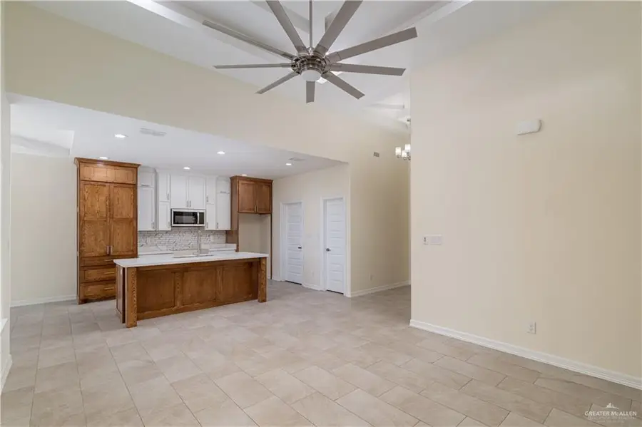 613 Tower Oak Drive, Alamo, TX 78516 - #3