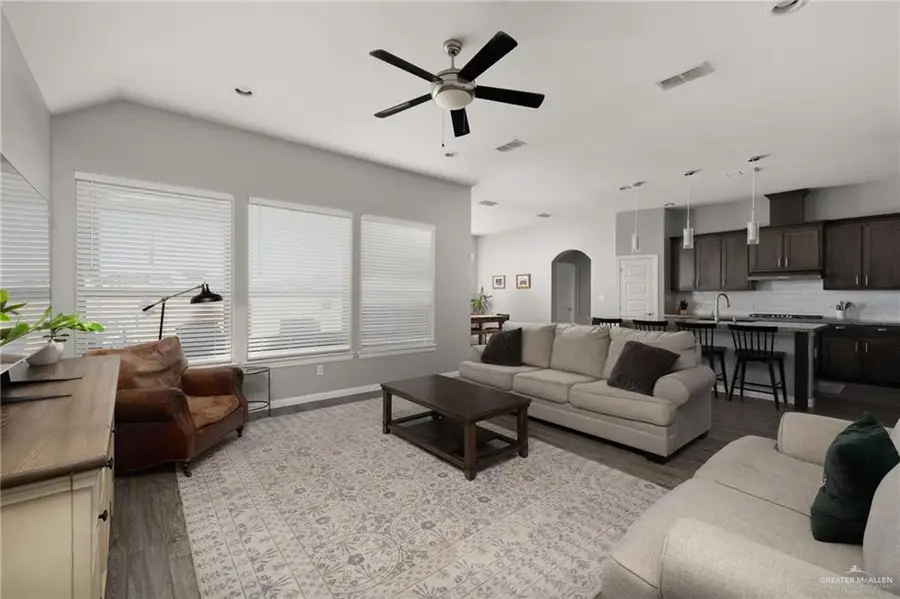 5104 Escondido Pass, McAllen, TX 78504 - Image #3