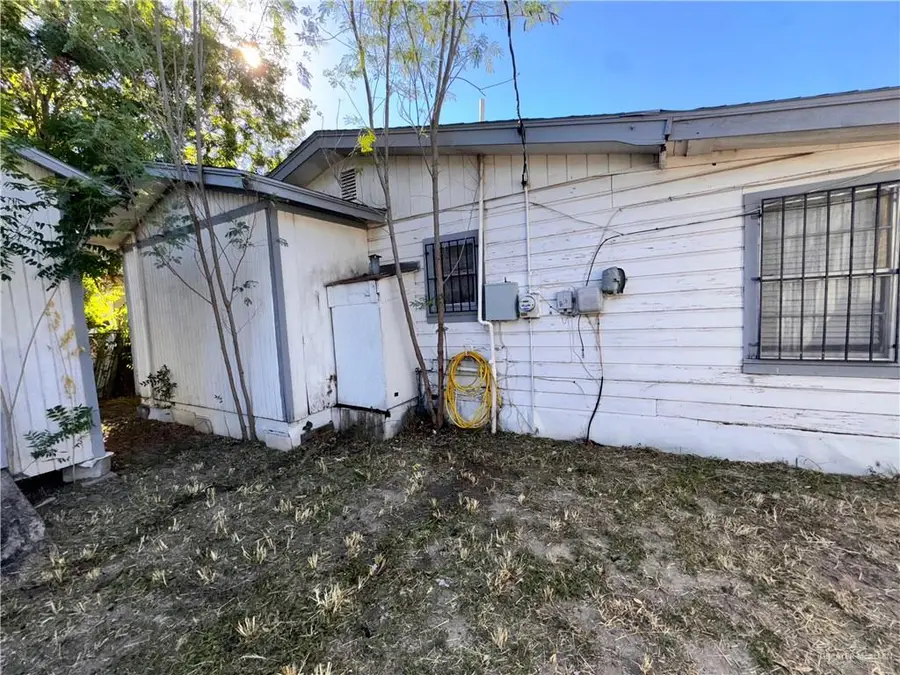 306 W Bell Avenue, Pharr, TX 78577 - #2