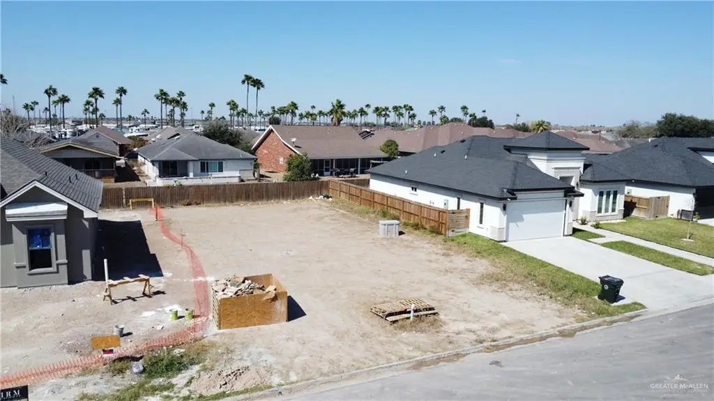 704 La Laguna Road, Mission, TX 78572 - #1