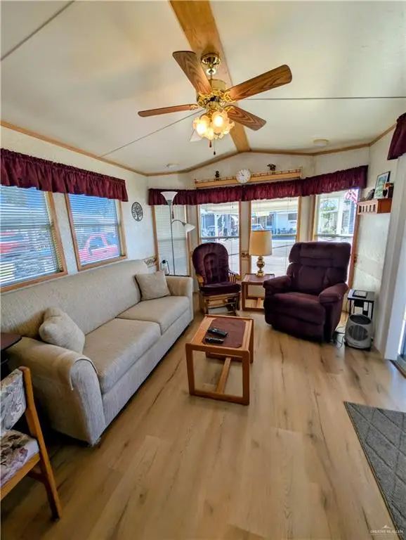 2322 Bobolink Circle E #270, Palmview, TX 78572 - #3