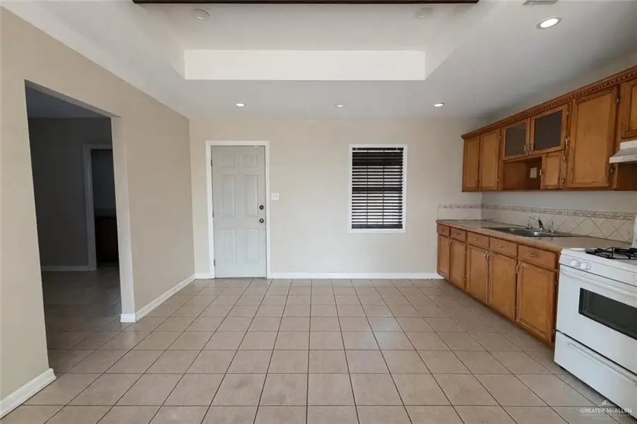 118 North Street, Mercedes, TX 78570 - #3