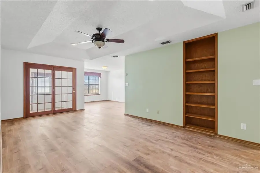 695 Heather Drive, Harlingen, TX 78552 - #2