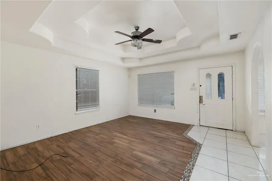 106 Ottumwa Street, Mission, TX 78572 - #2