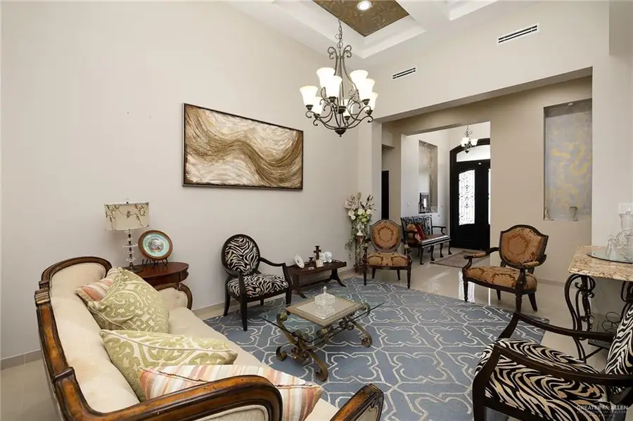 3413 Umar Avenue, McAllen, TX 78504 - #2