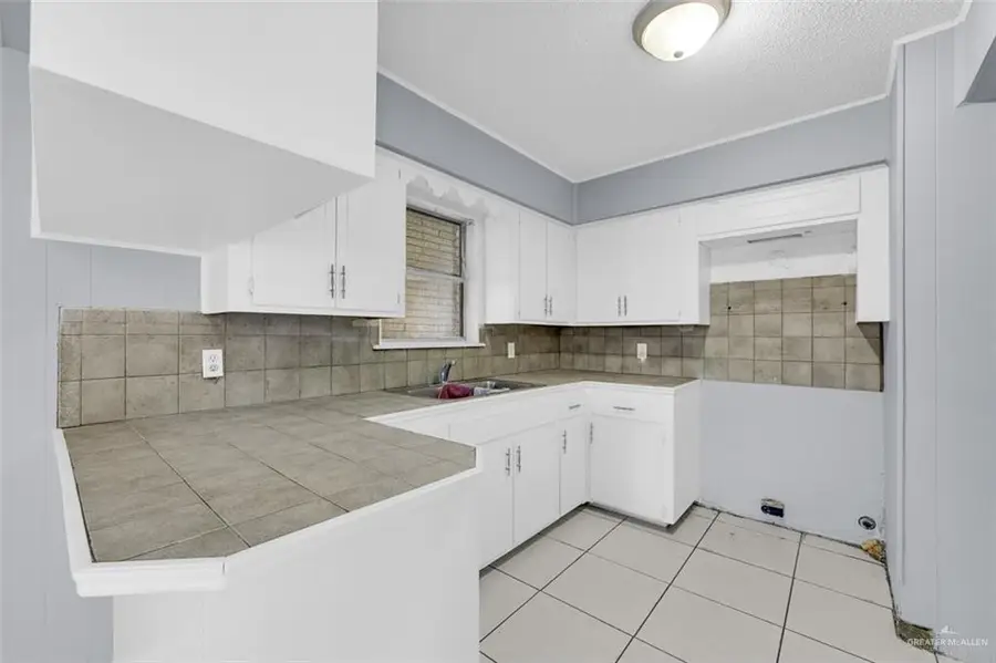 1117 W Stubbs Street, Edinburg, TX 78539 - #3