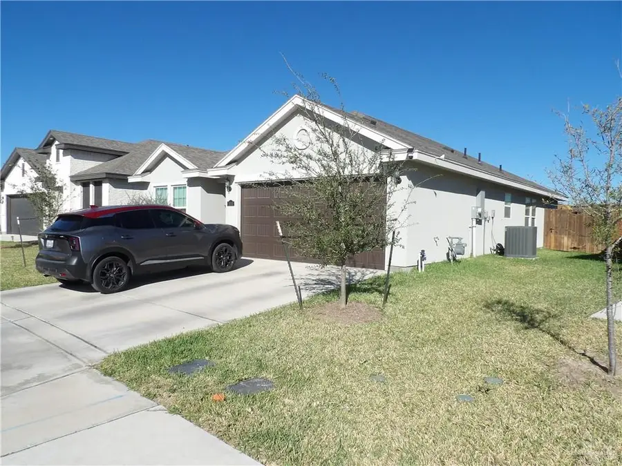 2608 N Day Lily Avenue, Edinburg, TX 78541 - #3