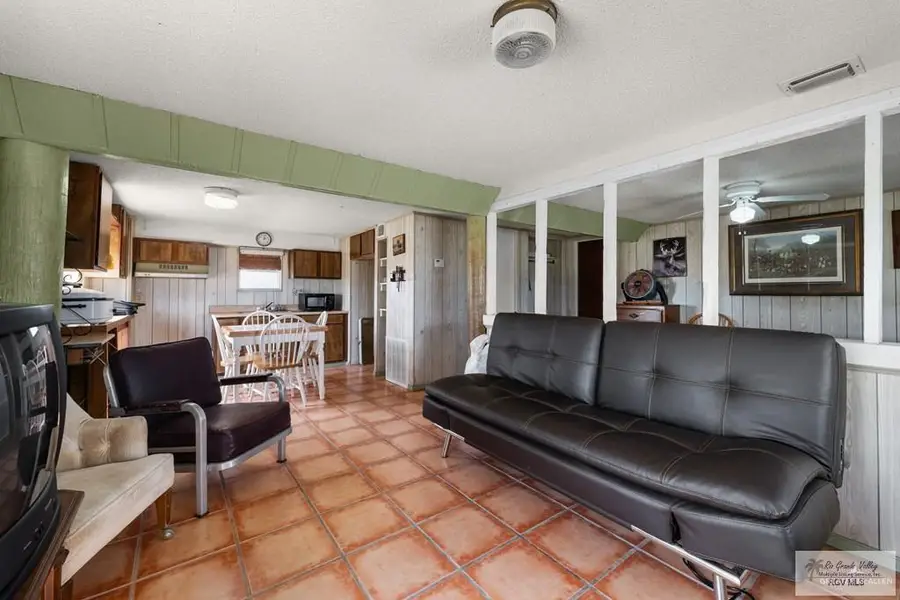 725 N Bayshore Drive, Port Mansfield, TX 78598 - #3