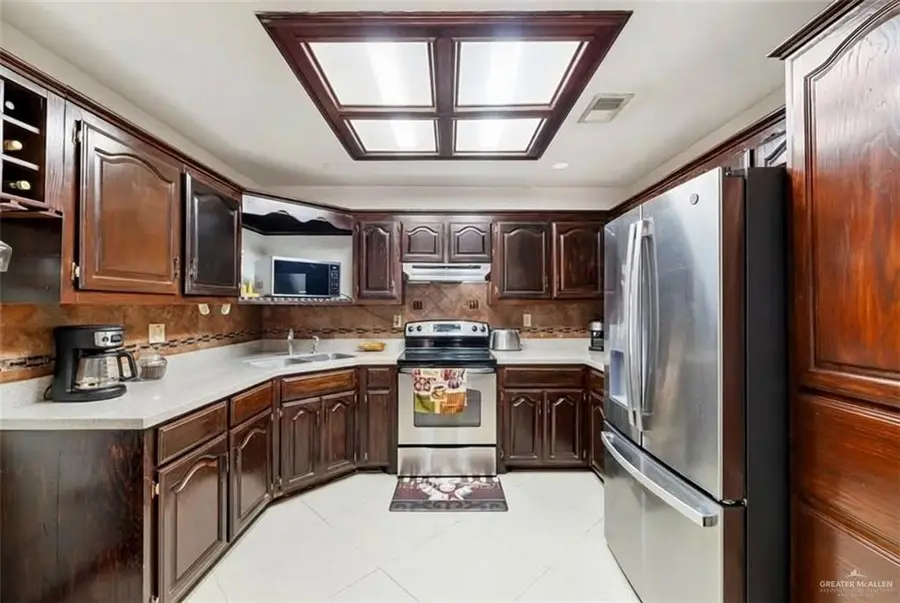 2306 Flores Drive, Mission, TX 78574 - #3