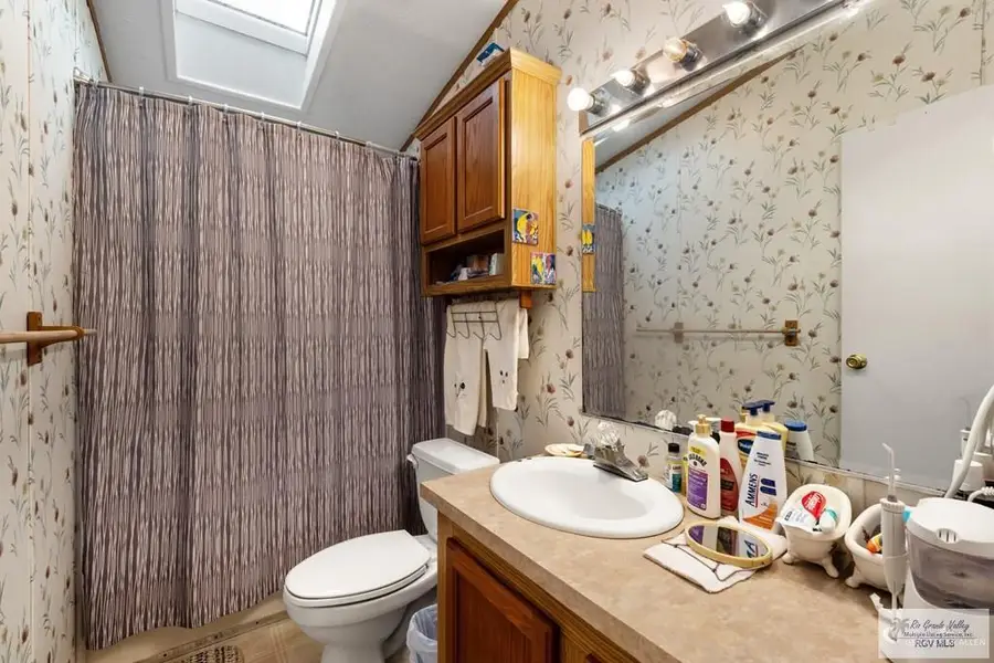 37 N Indian Lake Drive, Los Fresnos, TX 78566 - #3