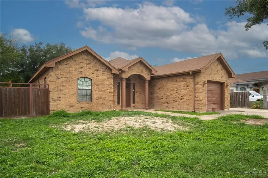 839 N 7 1/2 Street, Alamo, TX 78516 - #2