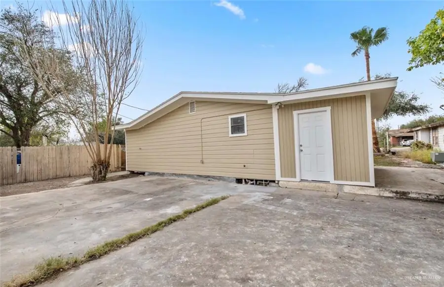 502 N 7th Street, Alamo, TX 78516 - #3