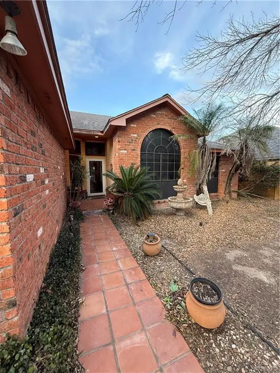 2207 E 21st Street E, Mission, TX 78572 - #2