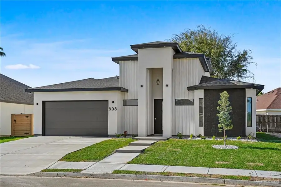 808 La Laguna Road, Mission, TX 78572 - #2