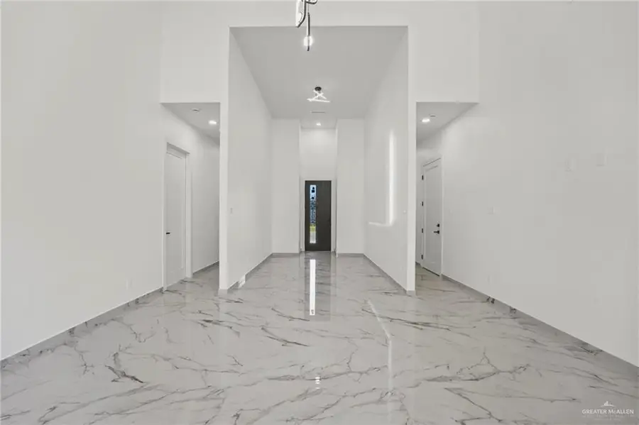 808 La Laguna Road, Mission, TX 78572 - #3