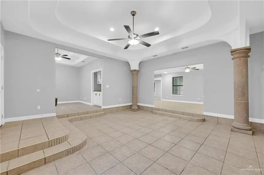 1516 E 22nd Street, Mission, TX 78572 - #3