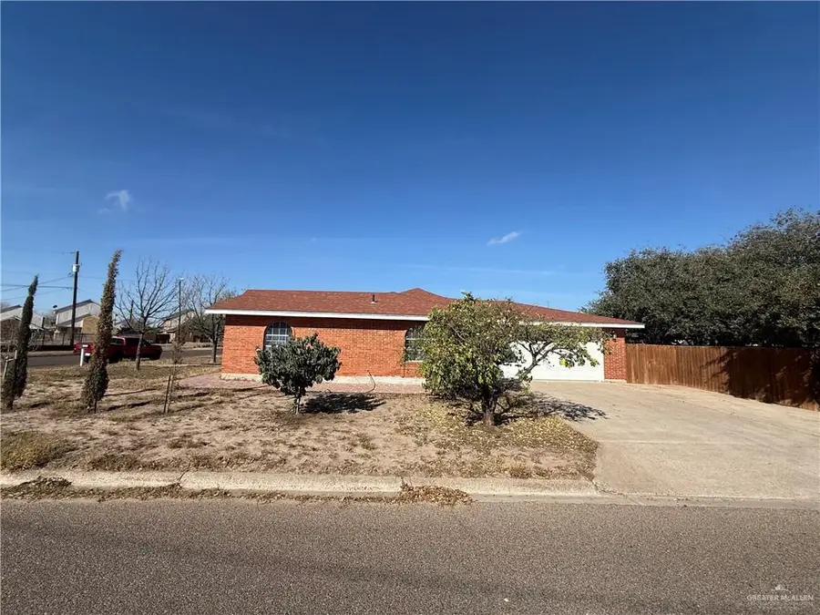 1101 Barnes Street, Mission, TX 78572 - #2