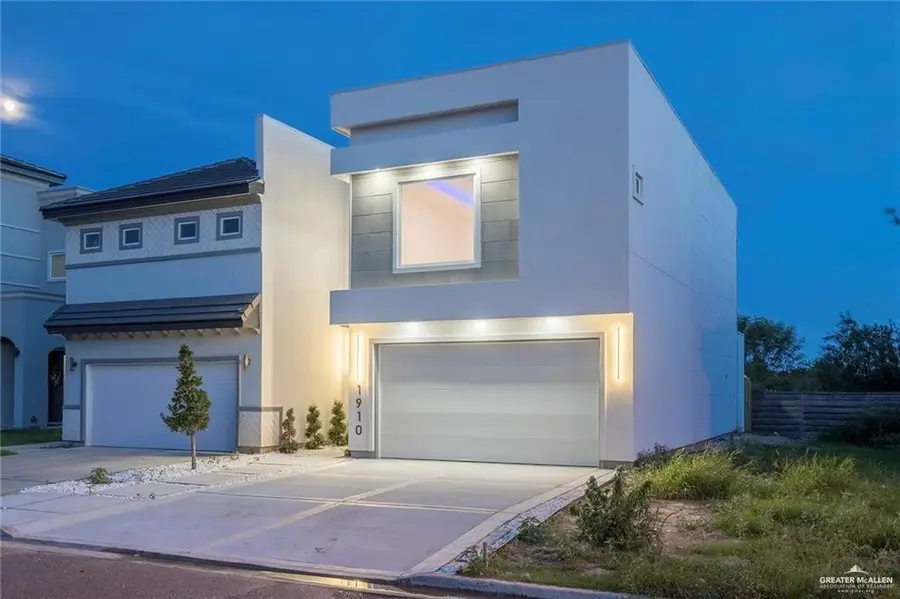 1910 Sunset Drive, Mission, TX 78572 - #2