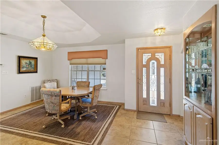 612 Lake View Drive, Mission, TX 78572 - #2