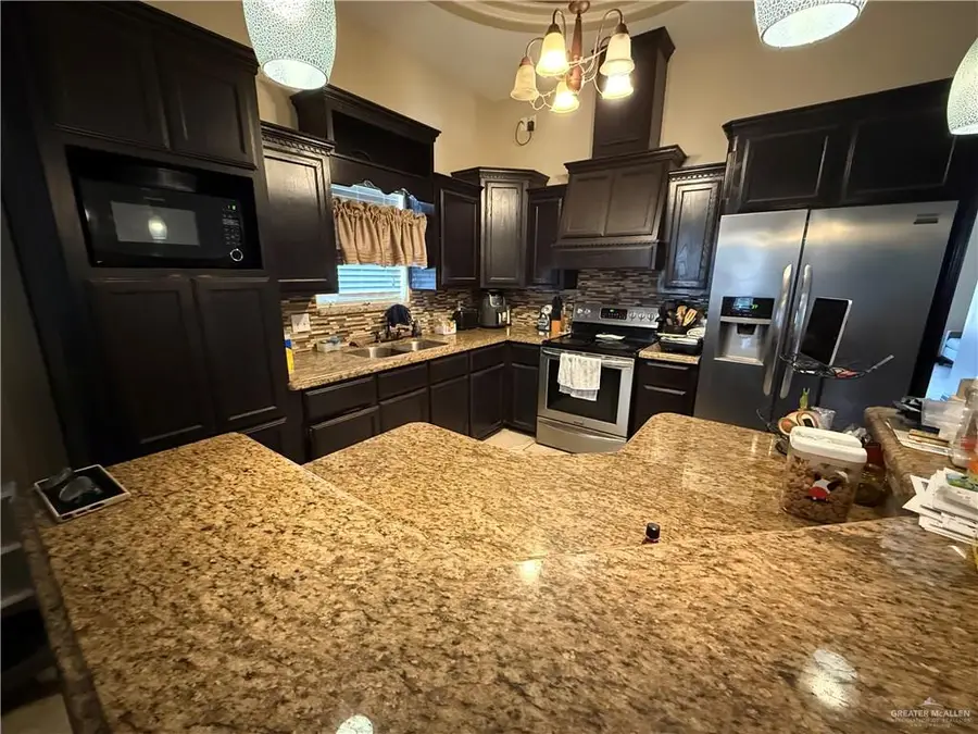 611 Short Line Street, Edinburg, TX 78539 - #2